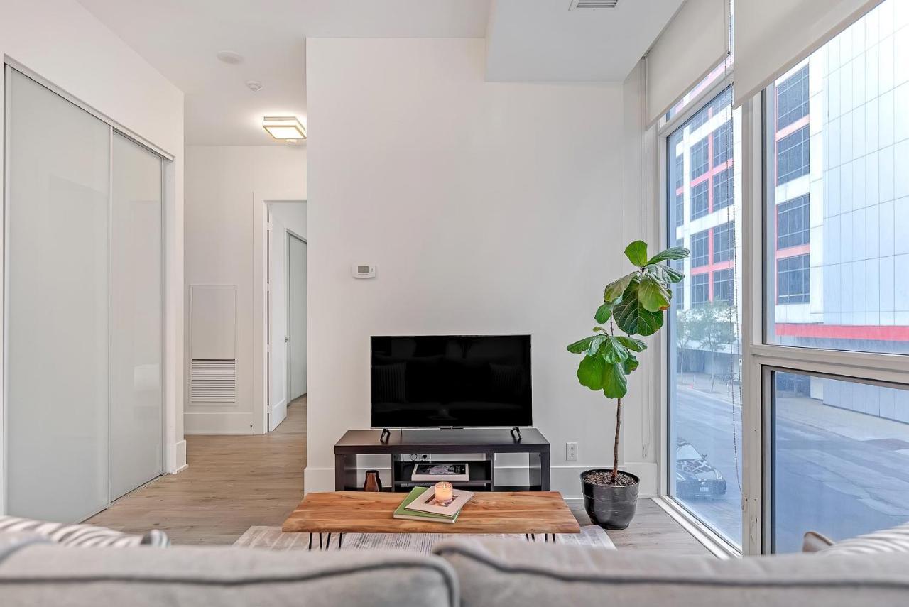 Appartamento 2Br 2Bth Apt-Rogers Center-Cn Tower-Free Parking Toronto Esterno foto